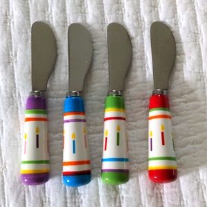Set of 4 Spreaders - new in box!